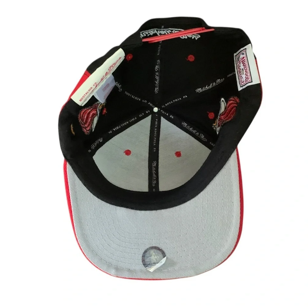 Mitchell & Ness Wool Miami Heat Black and Red Adjustable SnapBack Cap